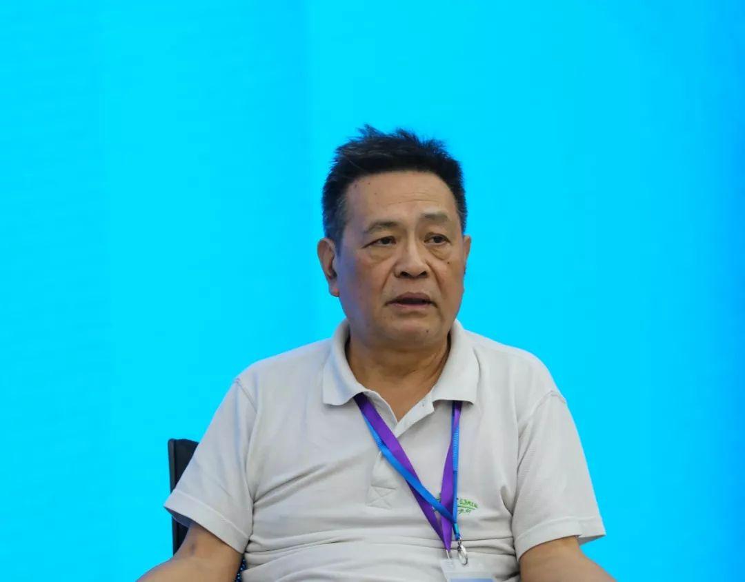 为什么是坪山图书馆周国平馆长如是说