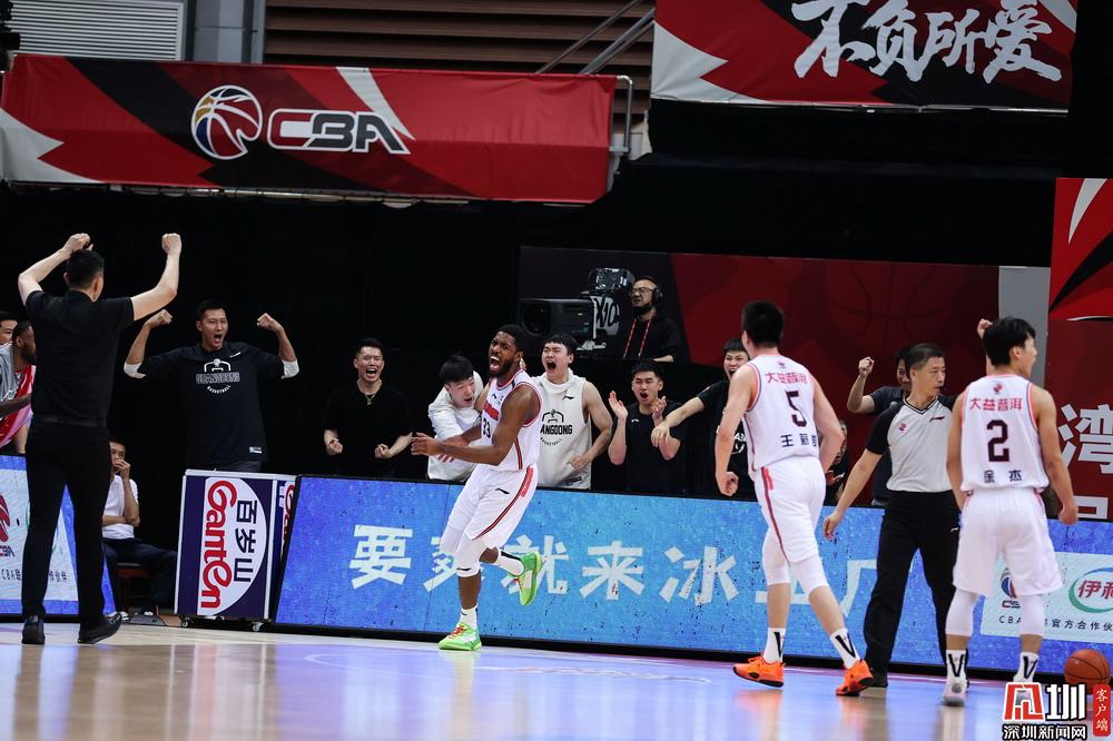 2021年5月1日,浙江诸暨,20/21cba总决赛g3,广东宏远vs辽宁本钢,获队史