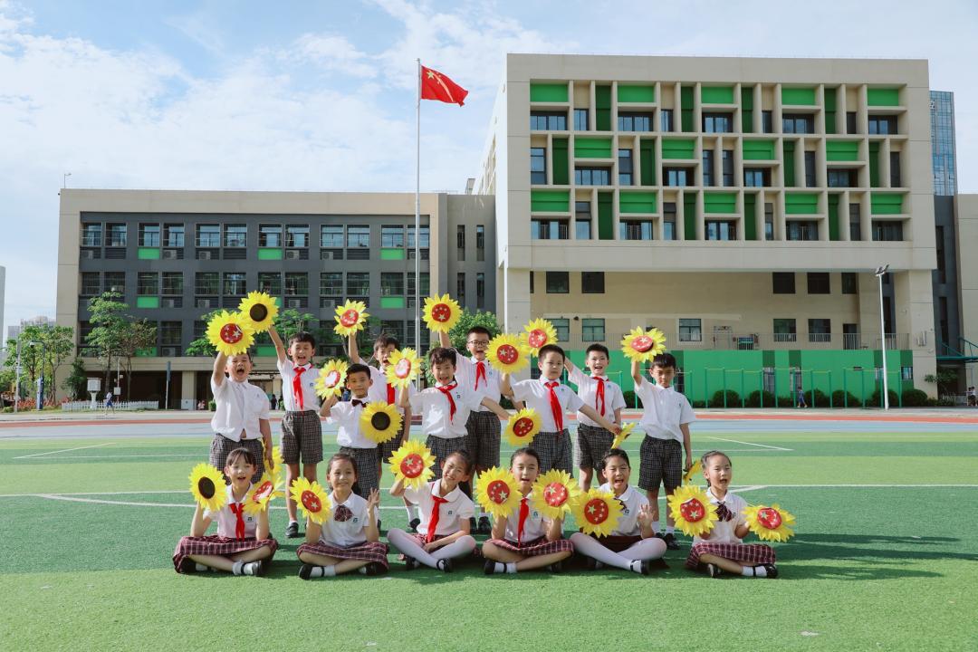 中国教育报深圳罗湖教科院附属学校3年实现跨越式发展